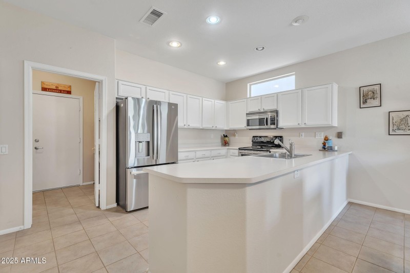 Spacious Kitchen