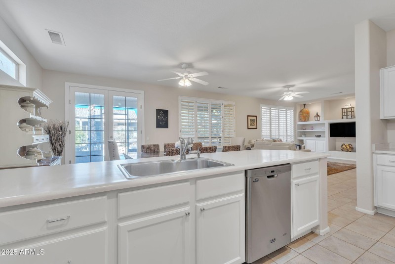 Spacious Kitchen