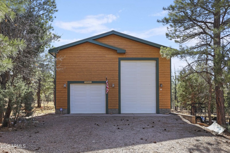 RV Garage 1