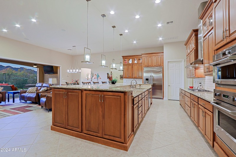 Kitchen 4