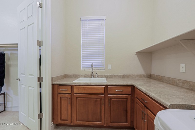 Laundry Room 2