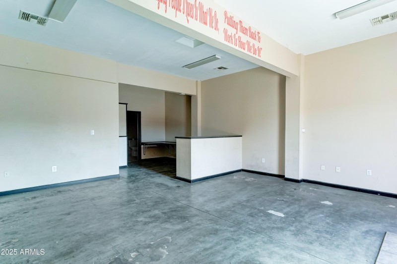 6721 N Black Canyon Hwy-5