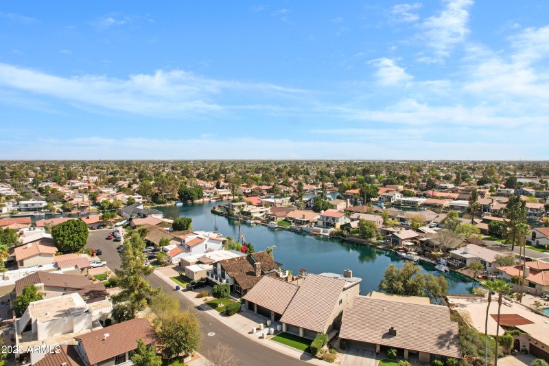 1323 E Whalers Way-76
