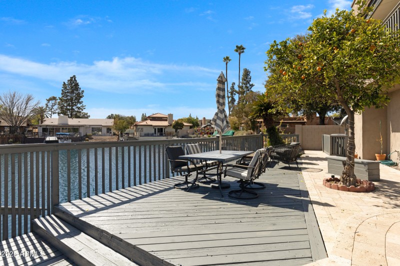 1323 E Whalers Way-70