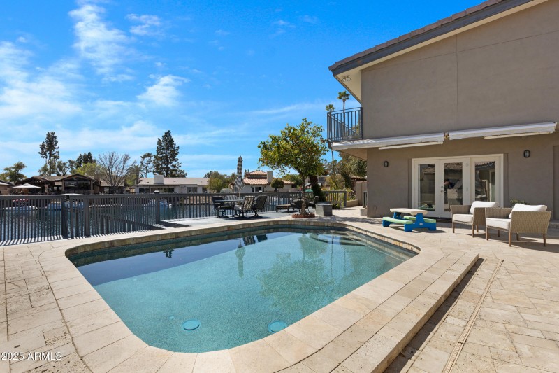 1323 E Whalers Way-66