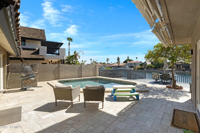 1323 E Whalers Way-65