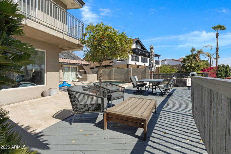 1323 E Whalers Way-61