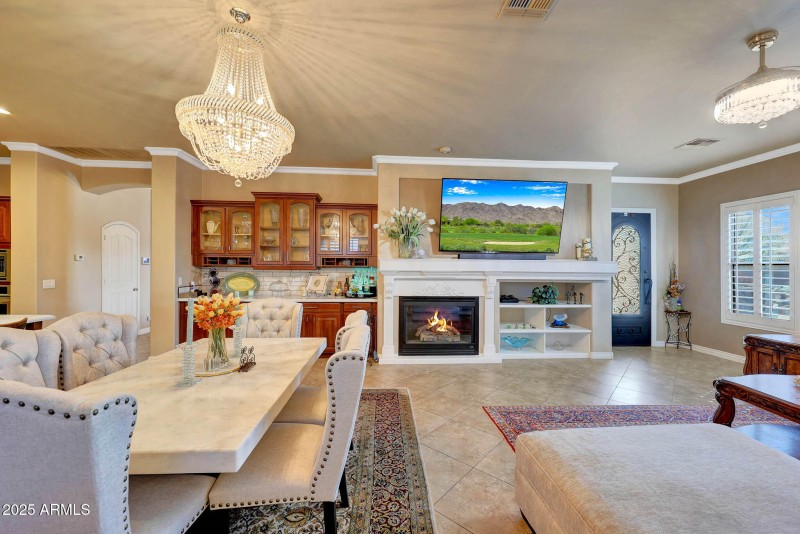 B (22))Family Room