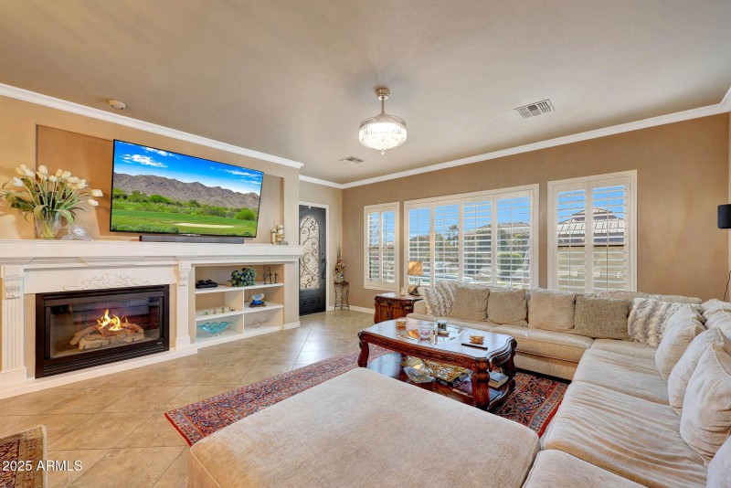 B (23))Family Room