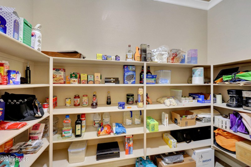 B (29)Pantry