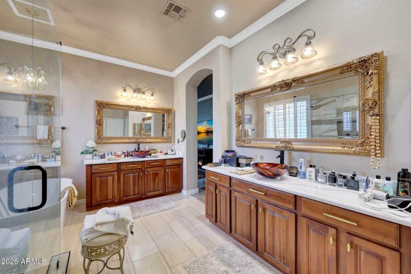 B (44)Master Suite