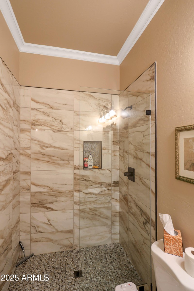 B (70)Guest Bath 1