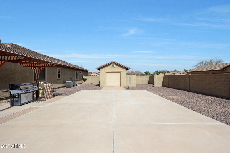 C (16)Backyard