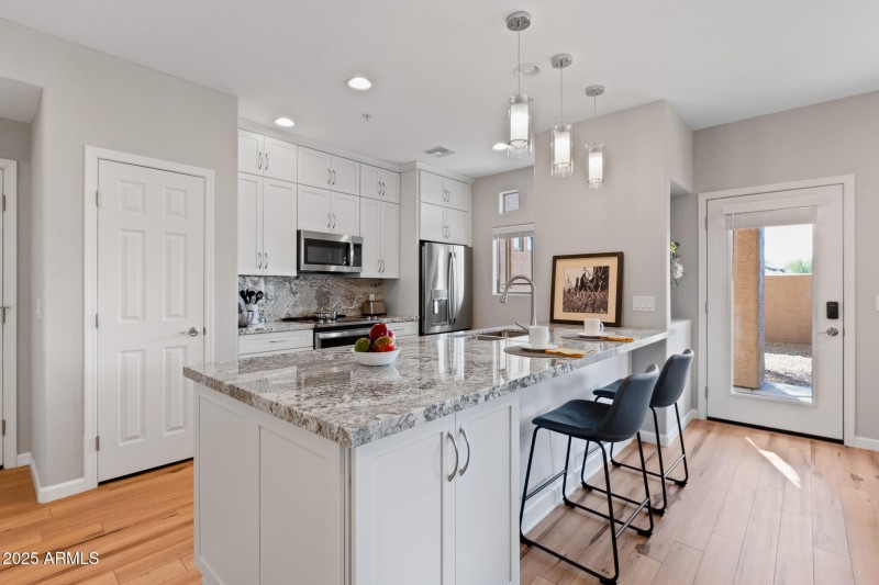 Kitchen Bar
