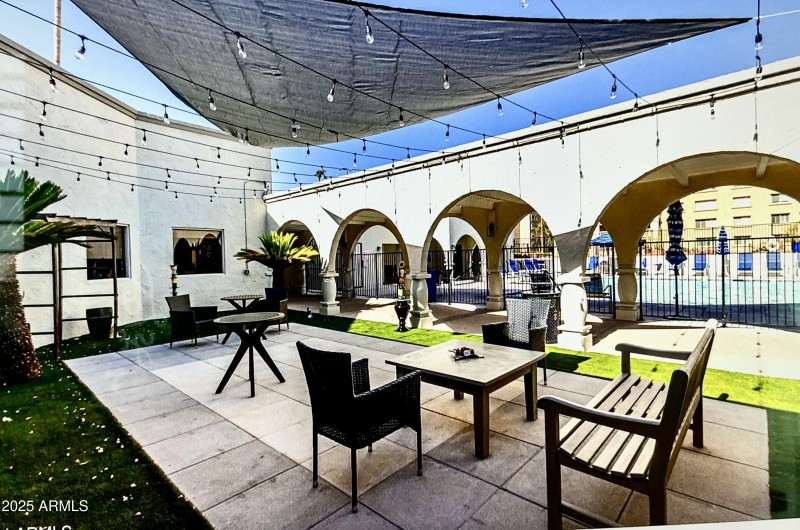 MARGARET'S PATIO