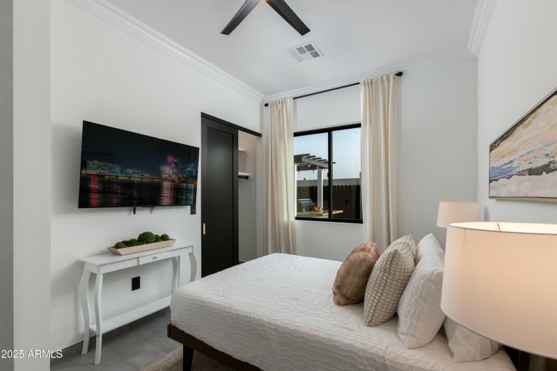 4TH BEDROOM
