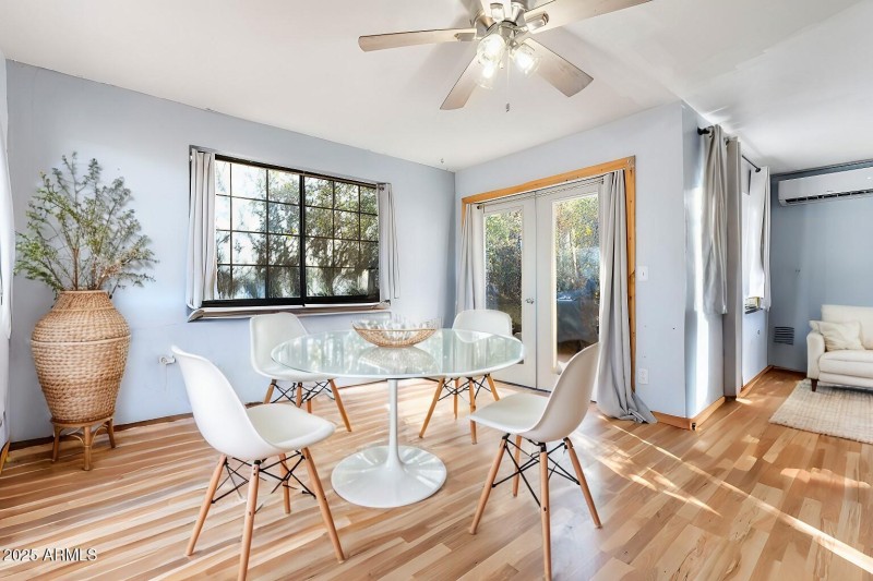 002_Virtual Staged Dining Area