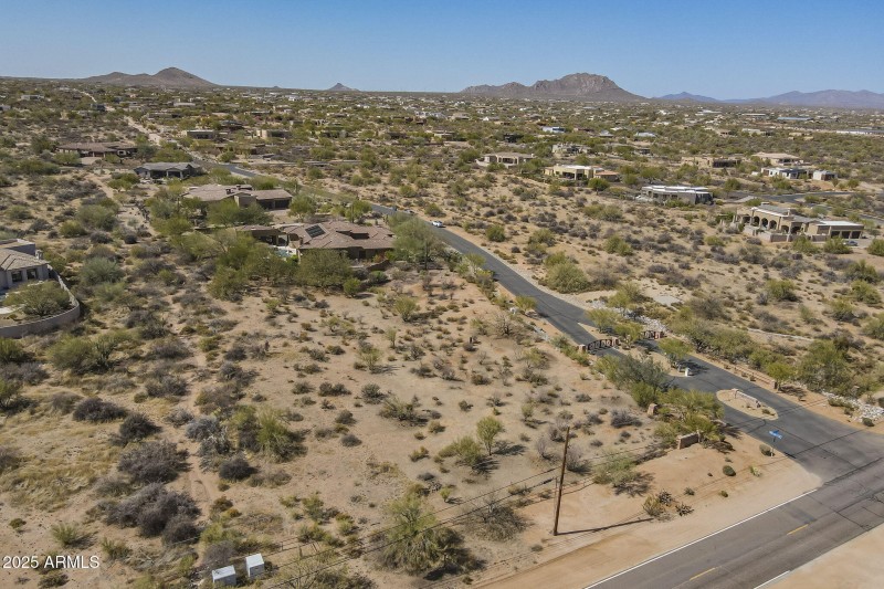 Arial view from 152nd St. looking west