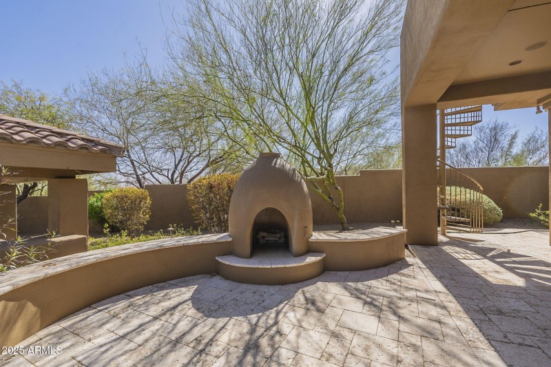Outdor fireplace