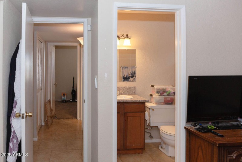 Primary to 2nd Bedroom