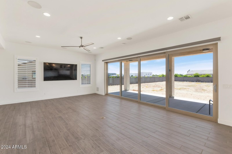 10147 W Camino De Oro-large-010-001-1014