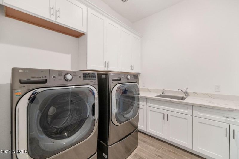 10147 W Camino De Oro-large-028-010-1014