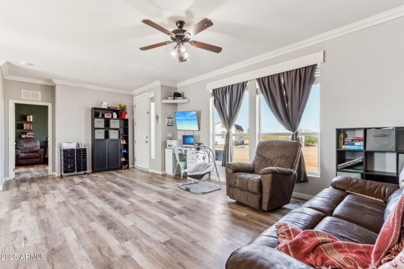 5-web-or-mls-N Felix Rd-005