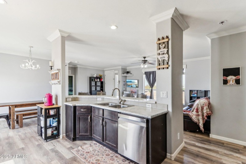 11-web-or-mls-N Felix Rd-011