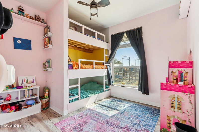 27-web-or-mls-N Felix Rd-027