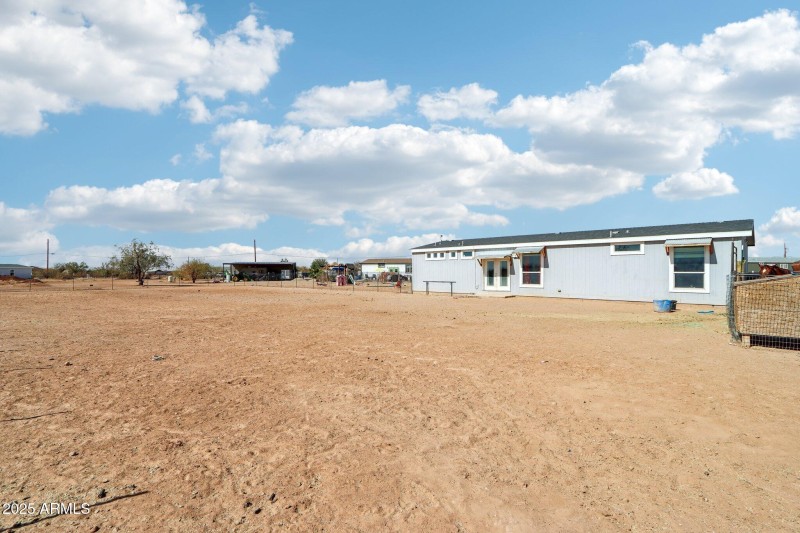 32-web-or-mls-N Felix Rd-032