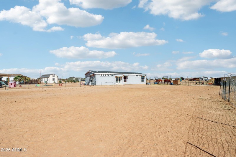 33-web-or-mls-N Felix Rd-033