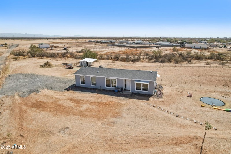 39-web-or-mls-113137 - 32583 N Felix Rd,