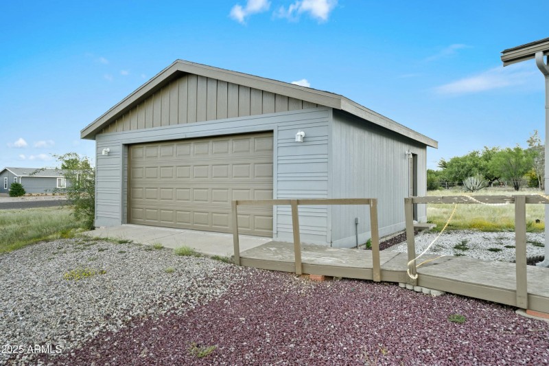 Garage 26