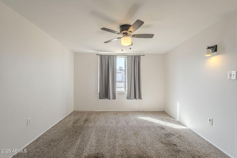 Primary Bedroom w Bath