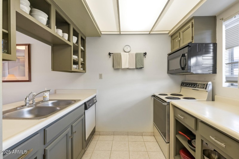 7436 E Chaparral Rd Unit B103 Scottsdale