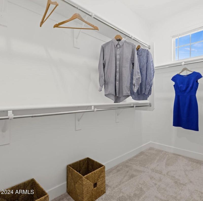 1B1EC883-1FF2-42DD-97AA-2E57DB772170