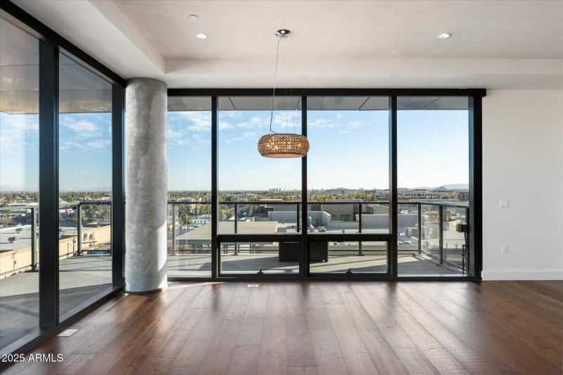 13-Dining & Living Room