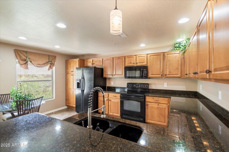granite in kitchen