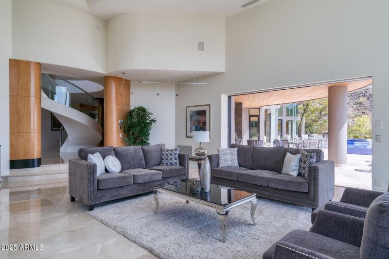 20231002011926586792000000-o