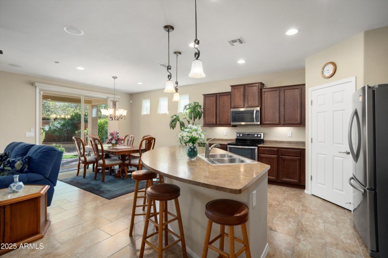 11-Kitchen