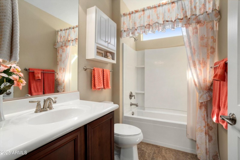 24-Bathroom 2