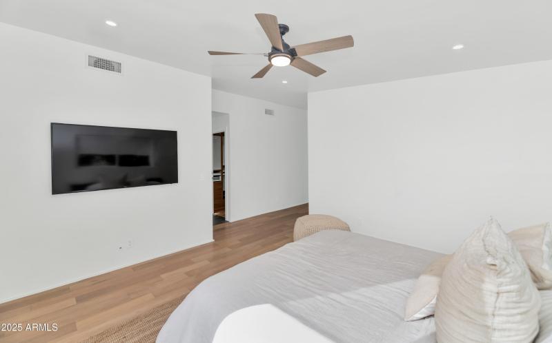 Primary Bed