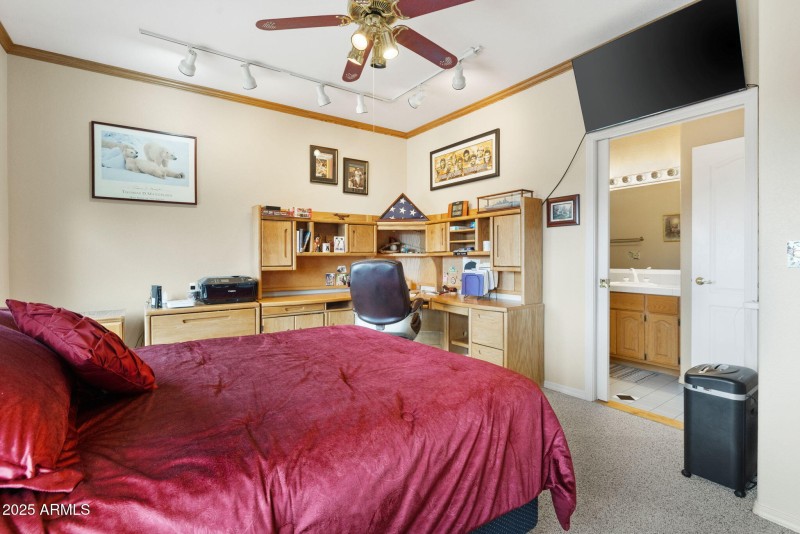 42-Bedroom 3 (2)