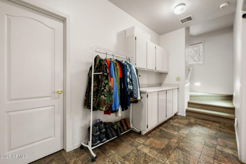 46-Mudroom