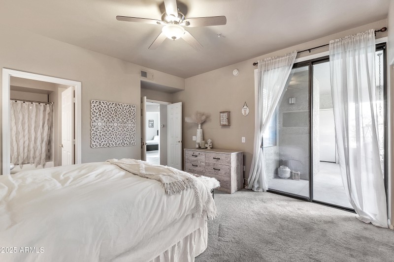 15380 N 100th St 2098-17