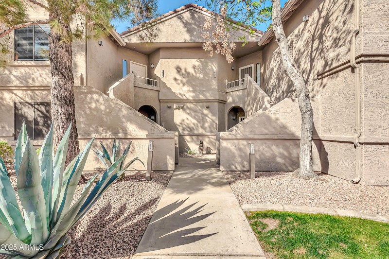 15380 N 100th St 2098-1