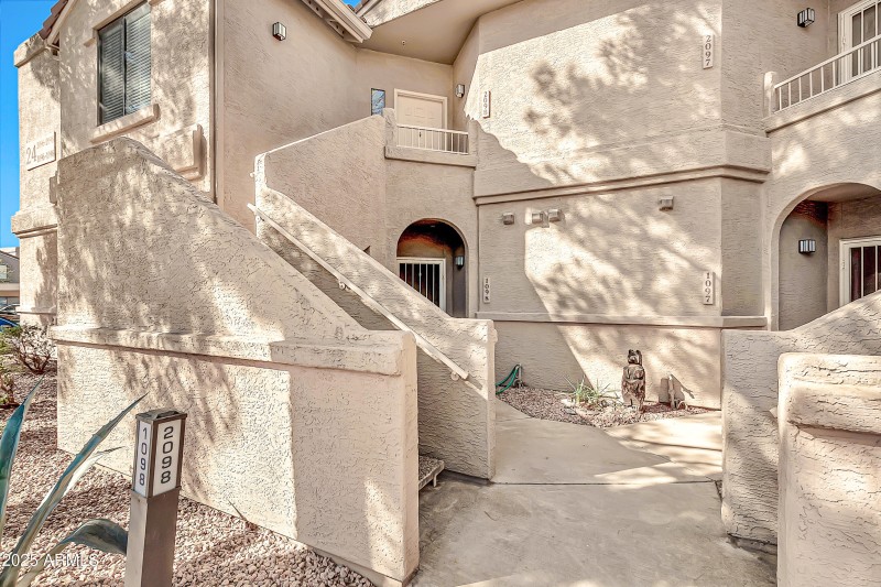 15380 N 100th St 2098-2