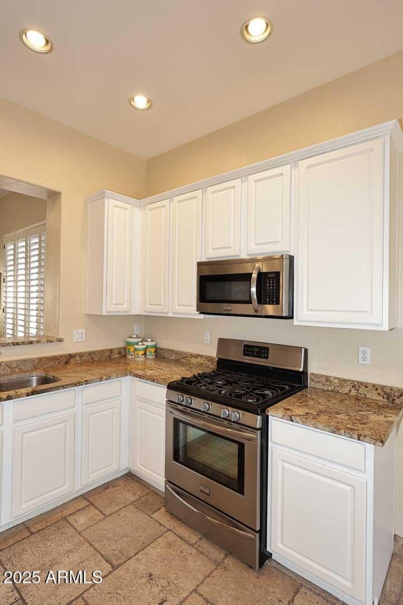 Kitchen-Range