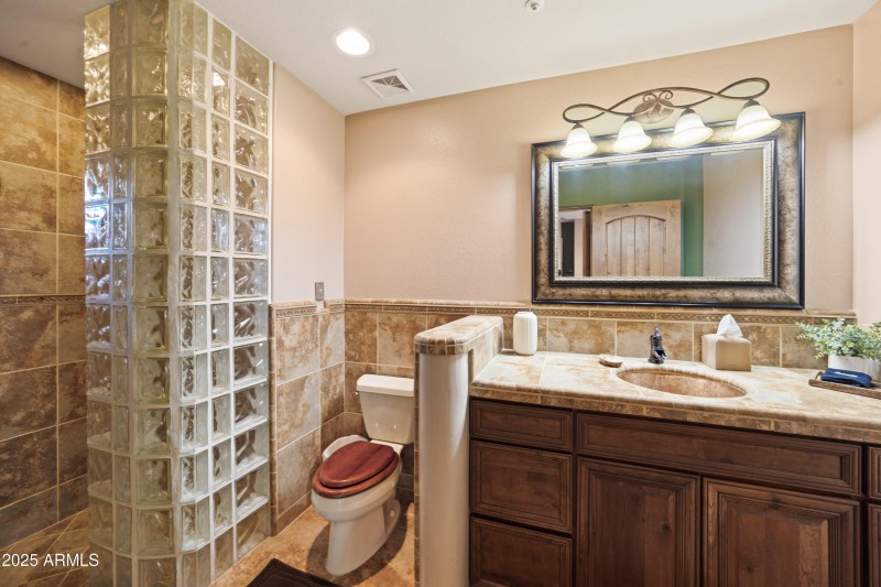 Guest House Master Bathroom
