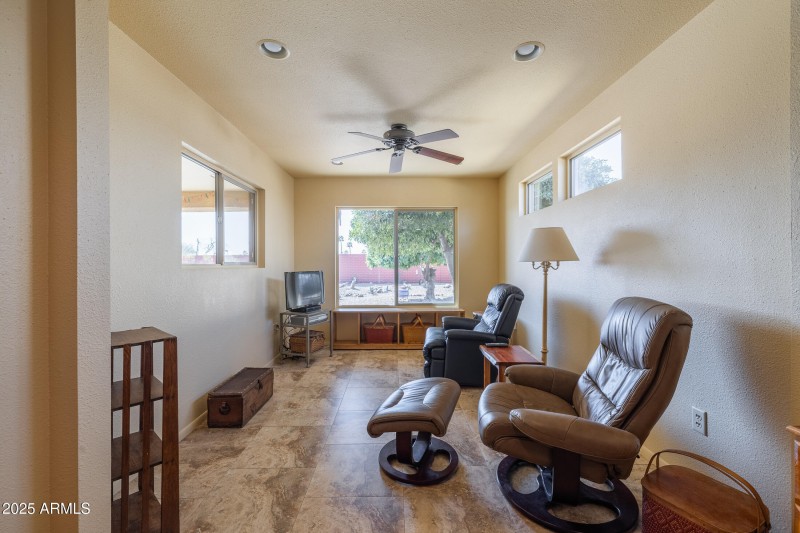 9513 W Cottonwood Dr-50